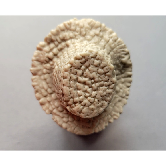 Enesco Pretty as a Picture Figurine You've Captured My Heart Boy #487686 Mini - Picture 6 of 11